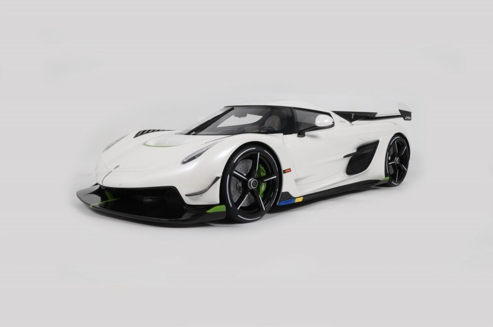 Koenigsegg Jesko 2019 Pearl White - 1:8